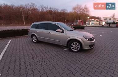 Универсал Opel Astra 2006 в 