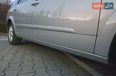 Универсал Opel Astra 2006 в 
