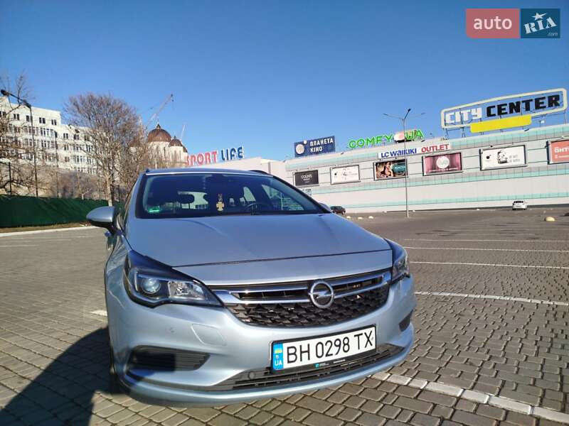 Универсал Opel Astra 2019 в Одессе