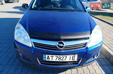 Універсал Opel Astra 2007 в Калуші