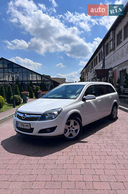 Opel Astra 2010