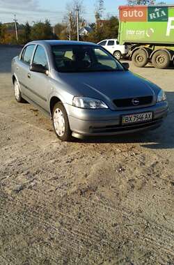 Седан Opel Astra 2008 в Городку