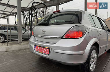 Хетчбек Opel Astra 2007 в Львові