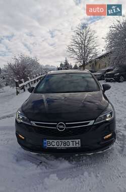 Универсал Opel Astra 2017 в 