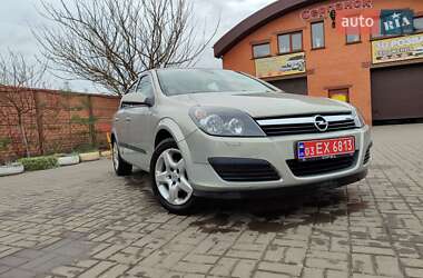 Хэтчбек Opel Astra 2007 в Дубно