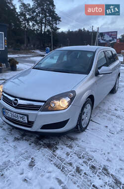 Opel Astra 2010