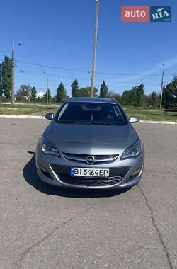 Універсал Opel Astra 2013 в Кременчуці