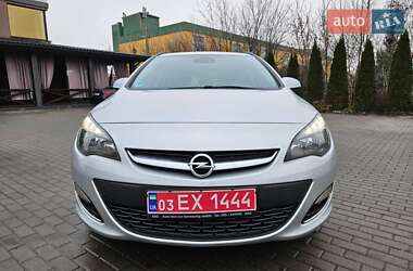 Универсал Opel Astra 2013 в Лубнах