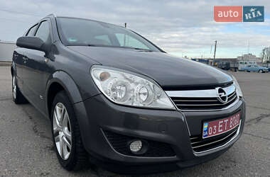 Универсал Opel Astra 2009 в Белой Церкви