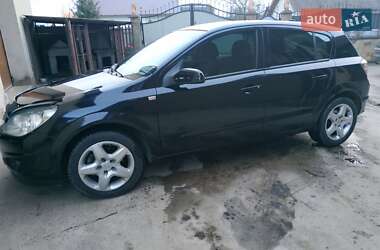 Хэтчбек Opel Astra 2008 в 