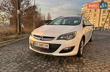 Універсал Opel Astra 2014 в Хмельницькому