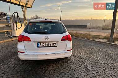 Універсал Opel Astra 2014 в Хмельницькому