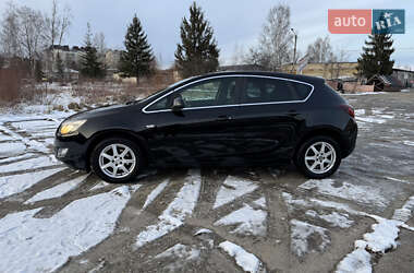 Хетчбек Opel Astra 2011 в Надвірній