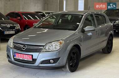 Хетчбек Opel Astra 2008 в Кам'янському