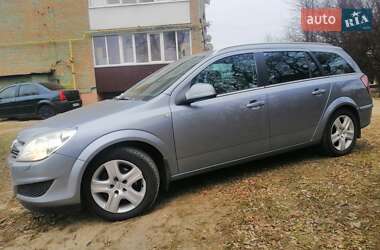 Opel Astra 2010