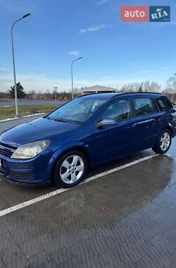 Універсал Opel Astra 2005 в Судовій Вишні