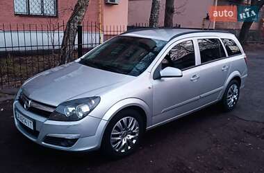 Універсал Opel Astra 2006 в Черкасах