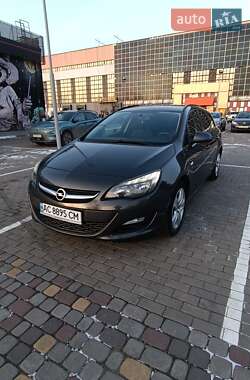 Opel Astra 2014