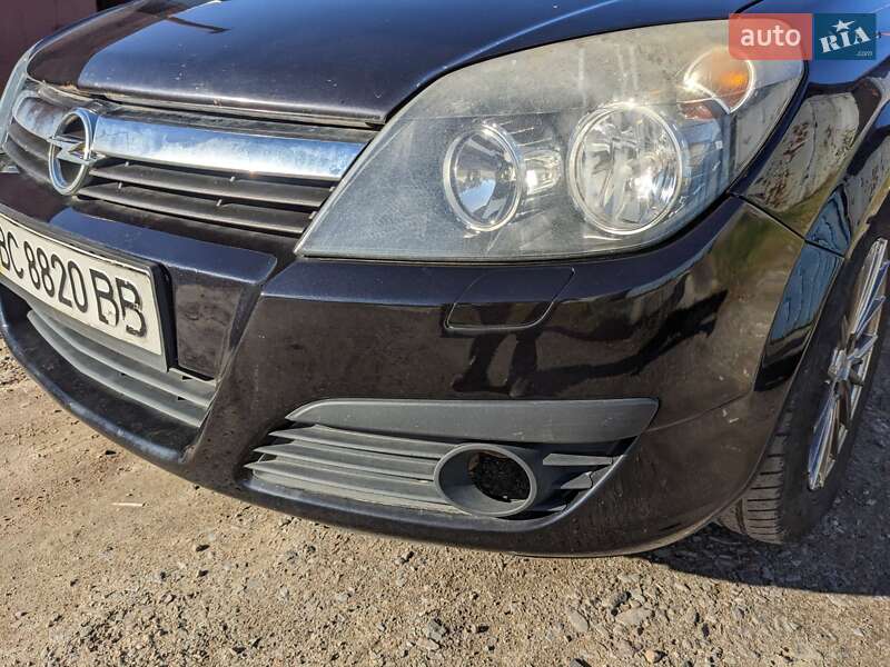Хетчбек Opel Astra 2005 в Львові