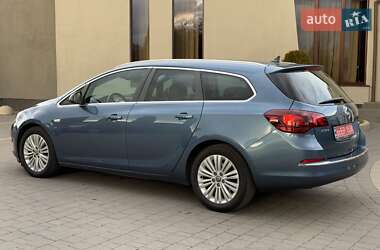 Універсал Opel Astra 2014 в Стрию