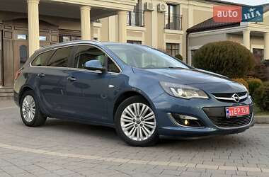 Універсал Opel Astra 2014 в Стрию