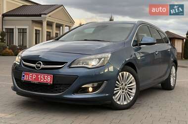 Універсал Opel Astra 2014 в Стрию