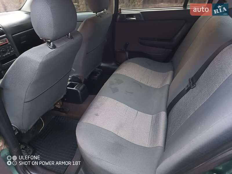 Седан Opel Astra 2008 в Полтаве