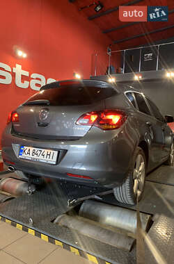 Хетчбек Opel Astra 2012 в Києві