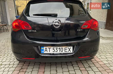 Хетчбек Opel Astra 2011 в Івано-Франківську