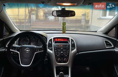 Хетчбек Opel Astra 2011 в Івано-Франківську