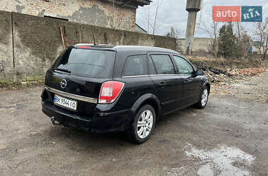 Універсал Opel Astra 2008 в Березному