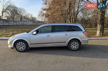 Универсал Opel Astra 2005 в 