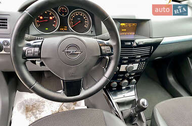 Хетчбек Opel Astra 2009 в Луцьку