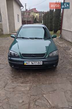 Седан Opel Astra 2003 в Бучачі