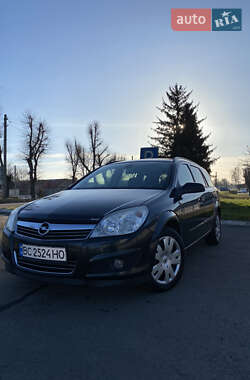 Універсал Opel Astra 2007 в Радивиліві