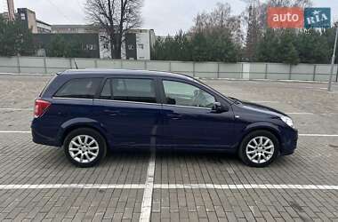 Универсал Opel Astra 2008 в Белой Церкви