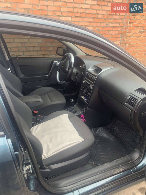 Седан Opel Astra 2005 в Калиновке фото 4 Седан Opel Astra 2005 в Калиновке