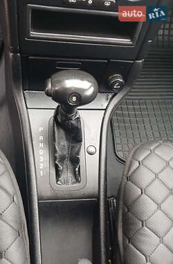 Хэтчбек Opel Astra 2000 в 