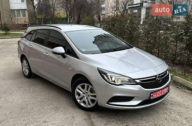 Универсал Opel Astra 2019 в Ивано-Франковске