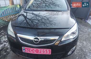 Opel Astra 2011