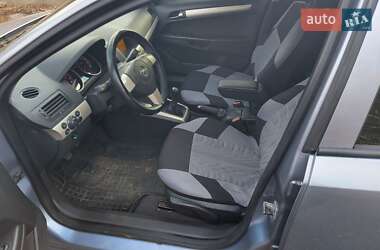 Универсал Opel Astra 2008 в 