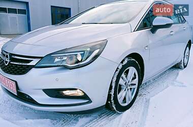 Універсал Opel Astra 2017 в Косові