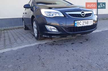 Універсал Opel Astra 2011 в Кам'янці-Бузькій