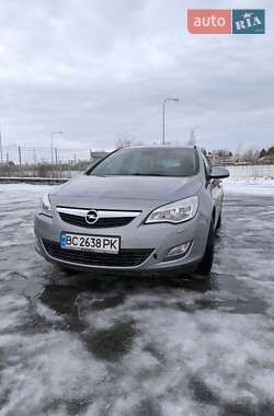 Хэтчбек Opel Astra 2011 в Львове