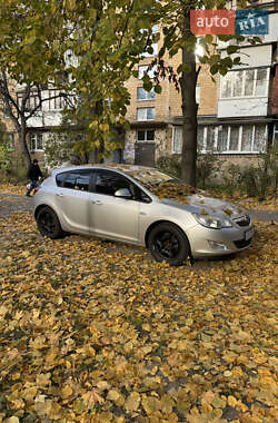 Хетчбек Opel Astra 2009 в Києві