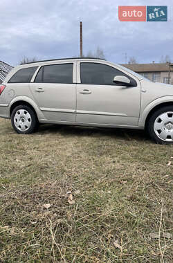 Универсал Opel Astra 2005 в 