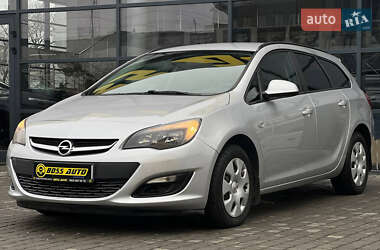 Универсал Opel Astra 2014 в Ивано-Франковске