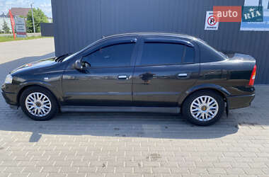 Седан Opel Astra 2007 в 