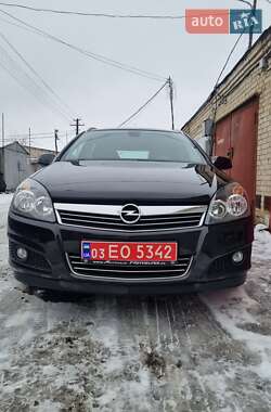 Opel Astra 2010