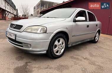 Седан Opel Astra 2001 в Києві